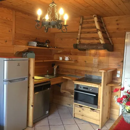 Apartment Centre Sauna 2 *