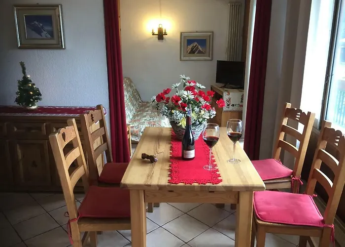 Apartment Centre Sauna 2 *