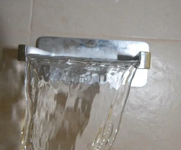 Centre Sauna 2 * שאמוני