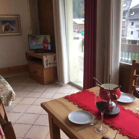 Centre Sauna 2 公寓